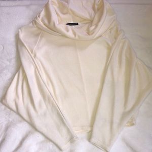 Harlowe and Graham Cream Lightweight Dolman Top